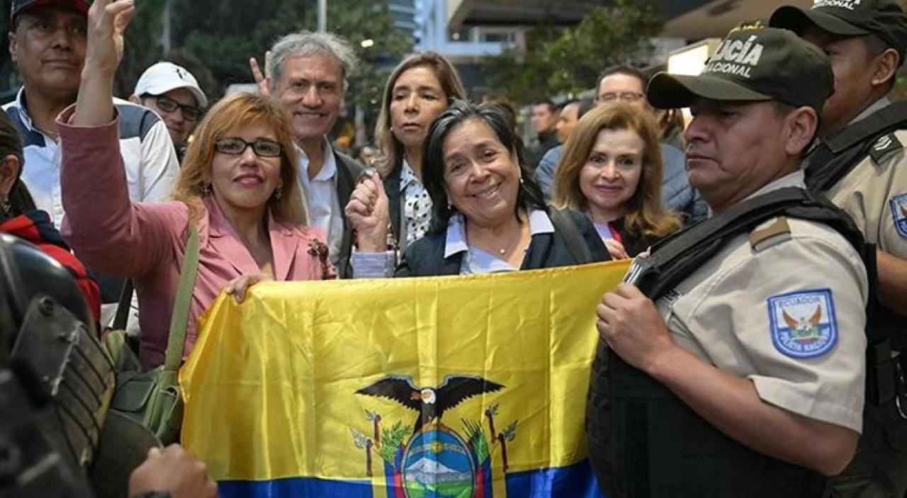 Ekvador'da devlet başkanlığı seçimi ikinci tura kaldı