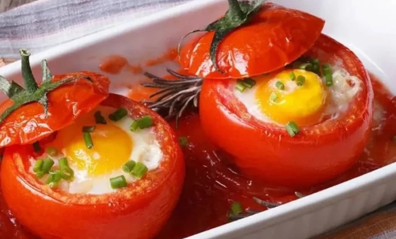 Canan Karatay’dan zekayı güçlendiren domatesli yumurta tarifi!