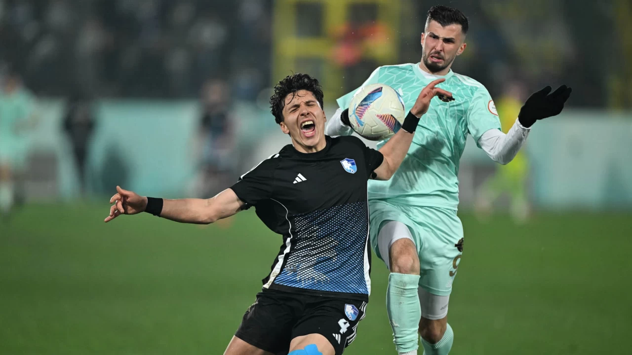 Ölümden dönmüştü: Erzurumspor FK stoperi Gökhan Akkan, hakem ve takım arkadaşına minnetle teşekkür etti