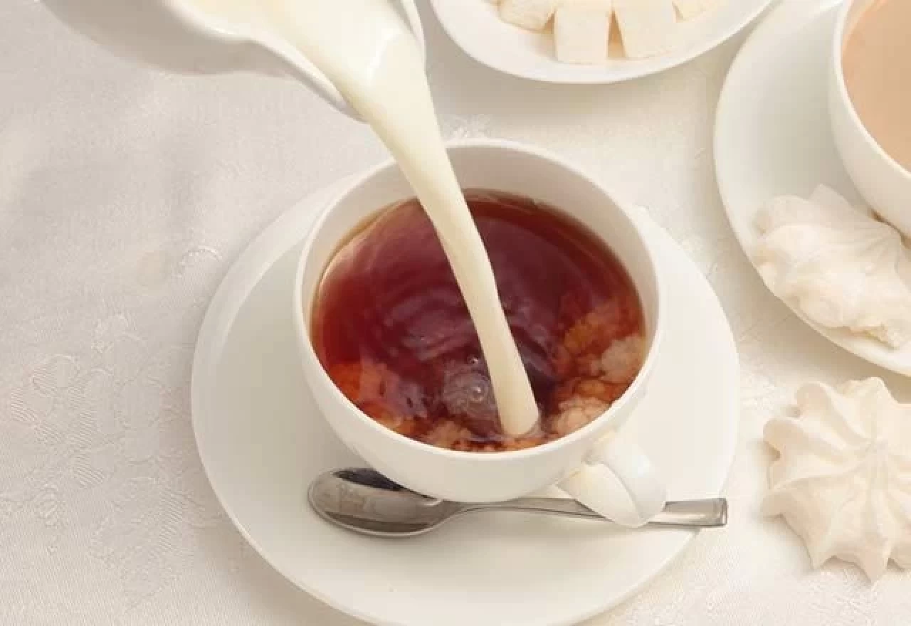 Sütlü çay nedir, nasıl yapılır?