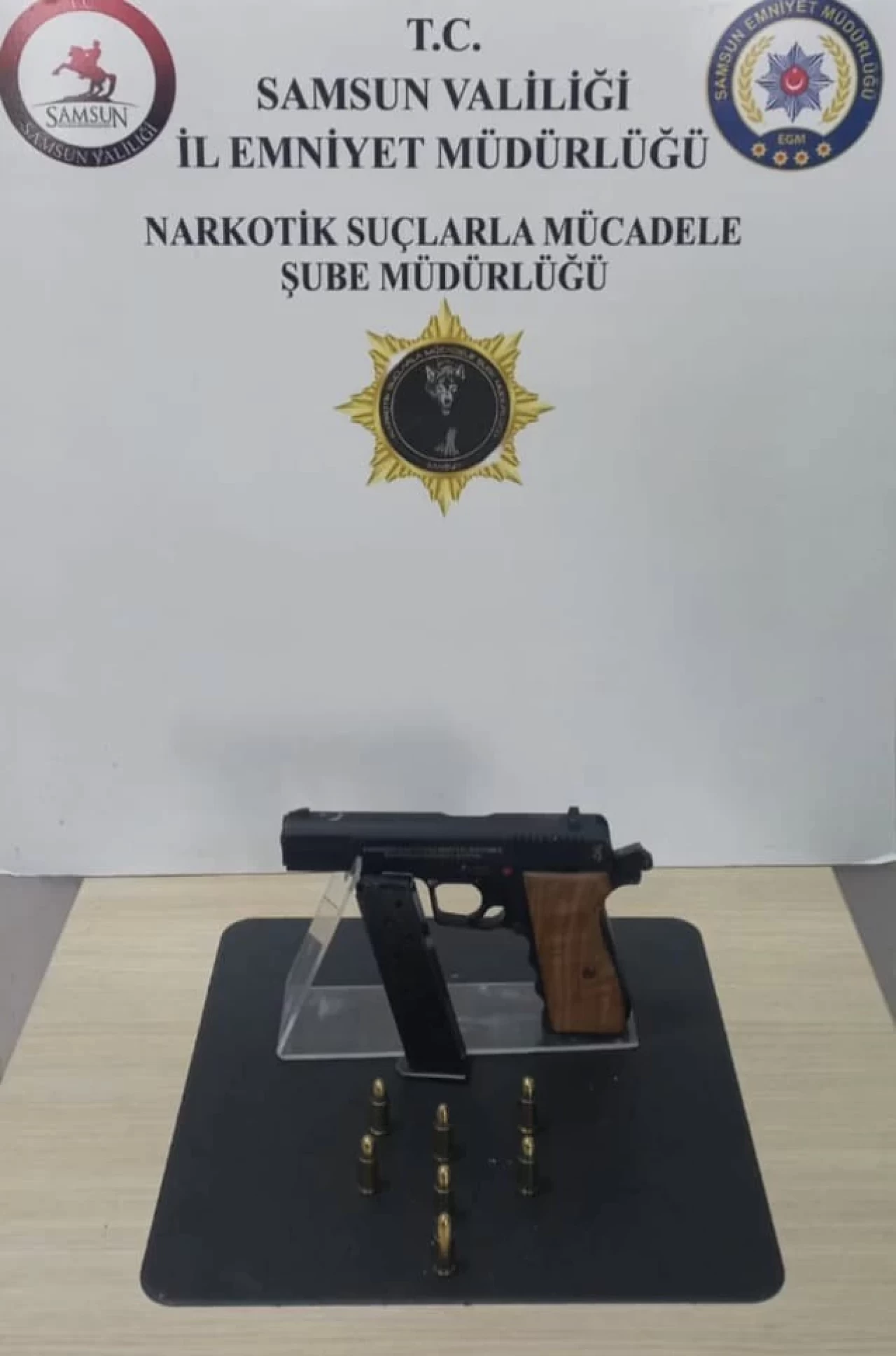 Bafra'da ruhsatsız silahla yakalanan şüpheli tutuklandı