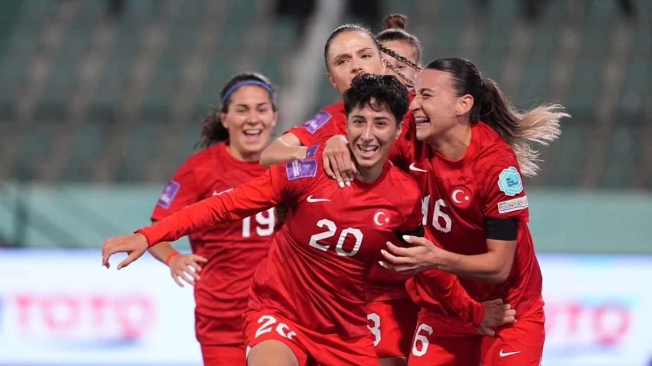 A Milli Kadın Futbol Takımı, İrlanda deplasmanında