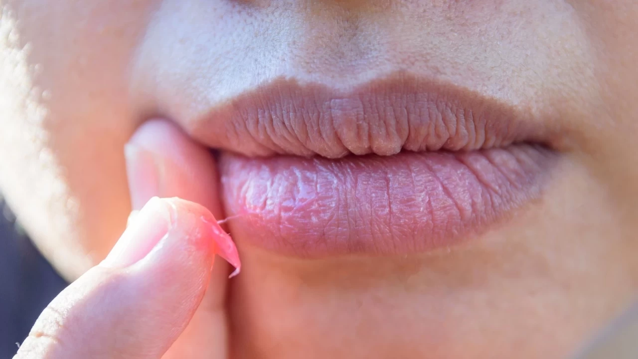 İbn-i Sina’nın dudak kuruluğu için gizli reçete!