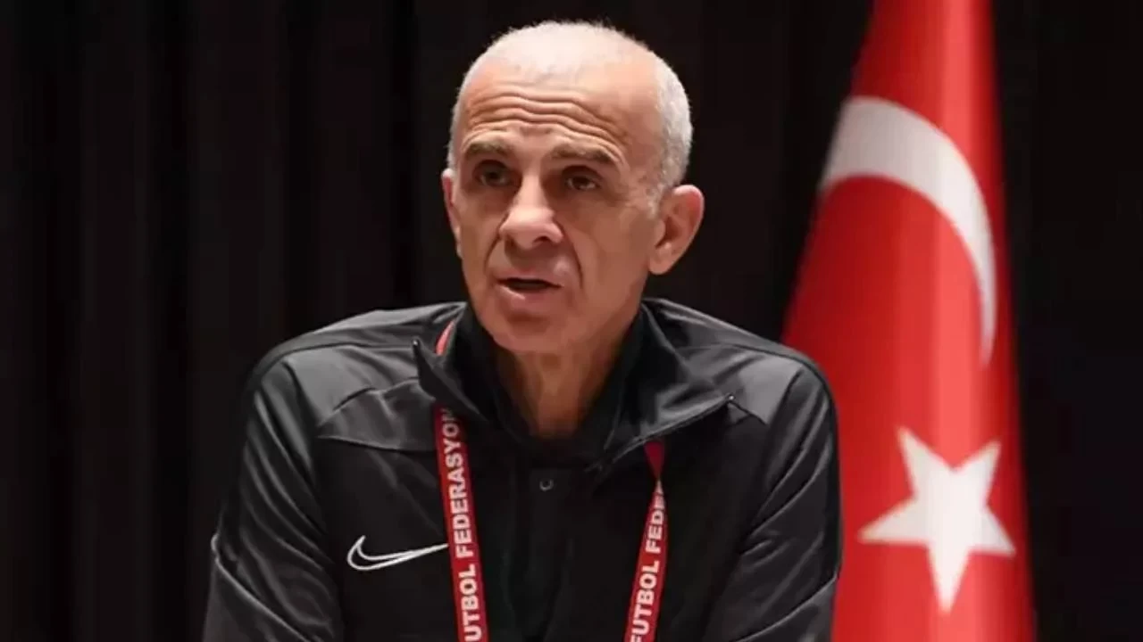 Fenerbahçe ve A Milli Futbol Takımı eski futbolcusu Oğuz Çetin yoğun bakımda