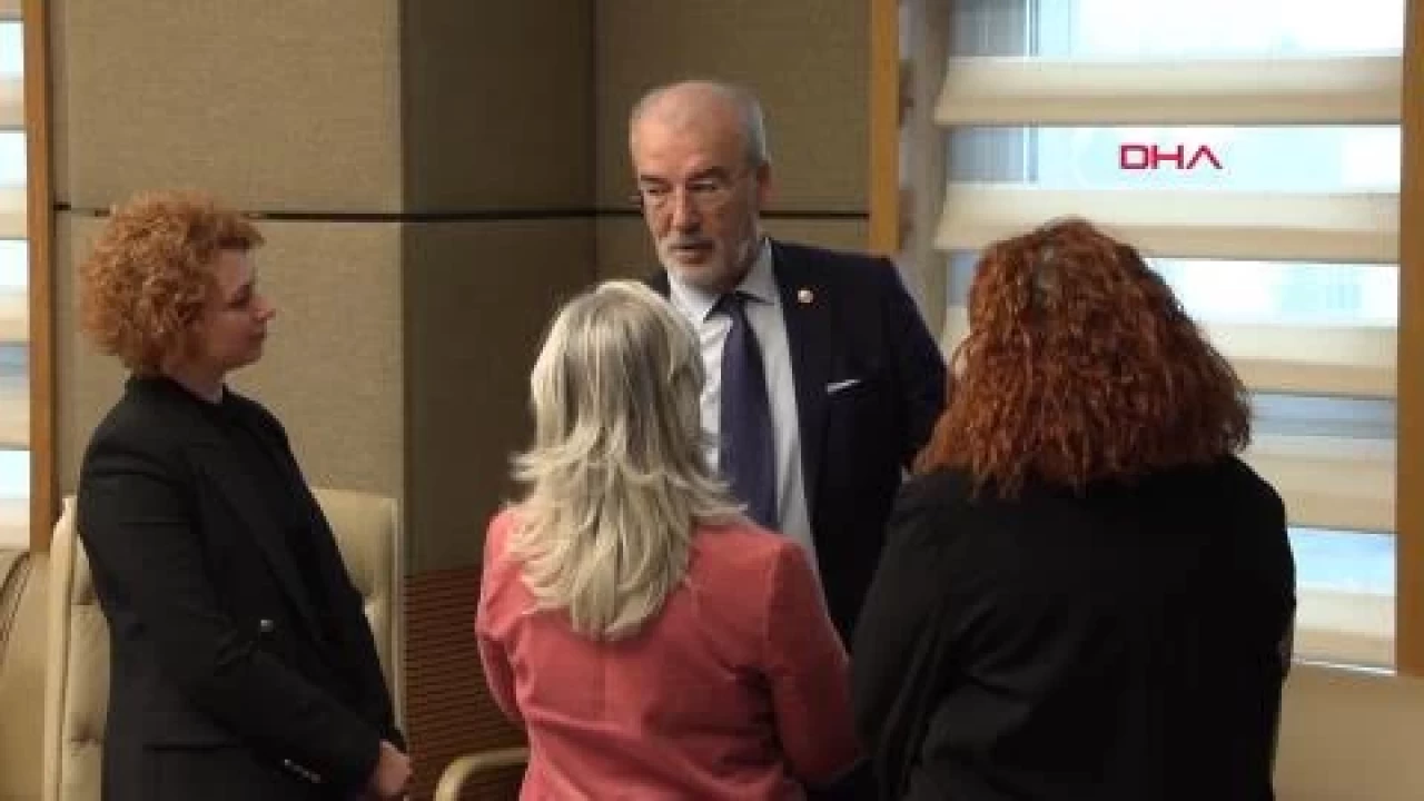 Hulki Cevizoğlu'ndan Zahide Yetiş yorumu: Bir kadın konuşmacıya yapılanlar hoş olmadı