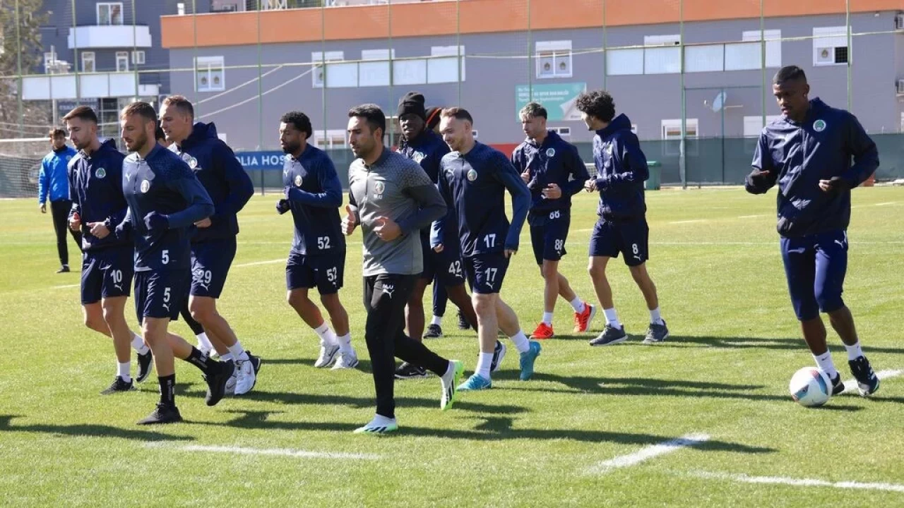 Alanyaspor, Türkiye Kupası’ndaki MKE Ankaragücü maçı hazırlıklarına başladı