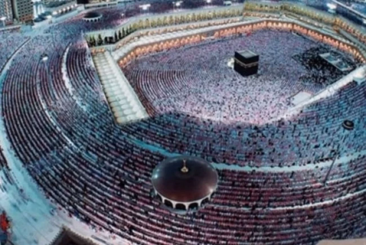 Fecr Suresi'nde Âd, Semûd ve İrem Kavimleri Nasıl Anlatılıyor?