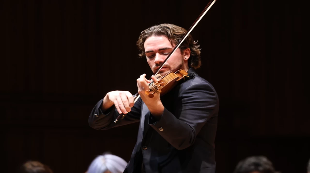 Ödüllü keman virtüözü Giuseppe Gibboni, İstanbul'da sevenleriyle buluştu