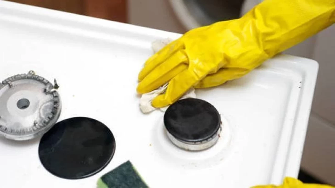 Ocak başlıklarını pırıl pırıl yapacak iki doğal yağ sökücü