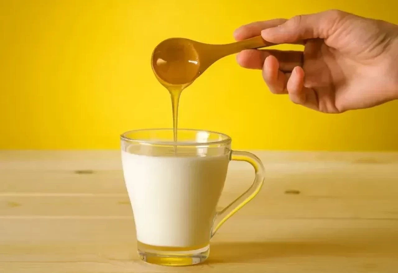 Ballı süt içmek sağlıklı mı?