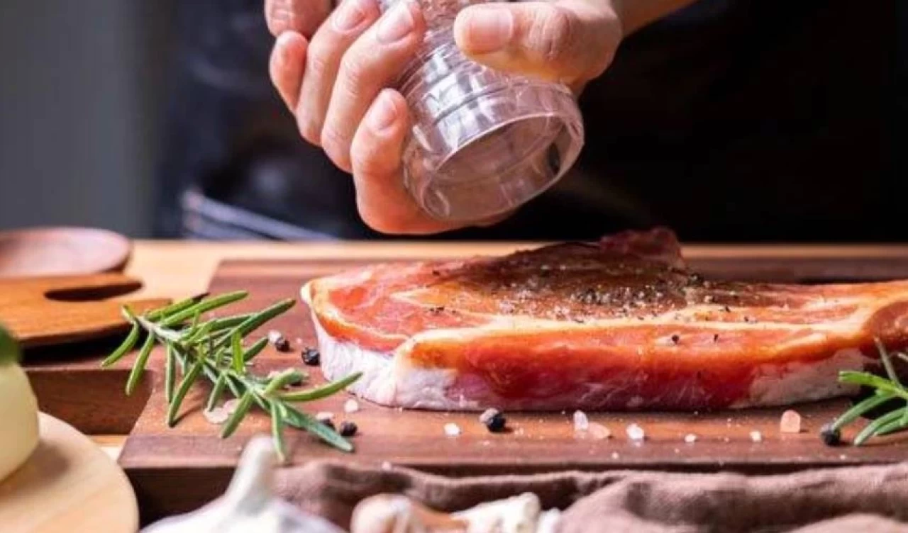 Et mühürleme nedir? Et mühürleme tekniğiyle lezzetli et pişirmenin püf noktaları