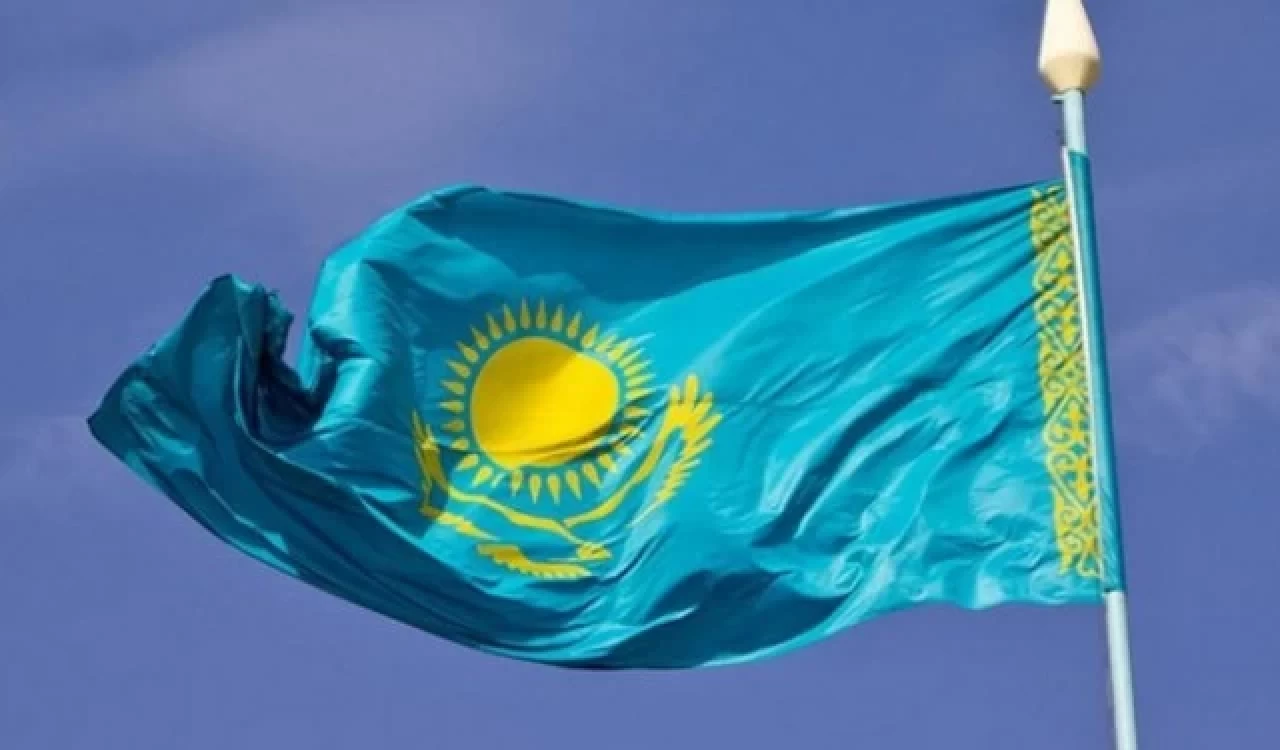 Kazakistan ve Umman Dışişleri Bakanları, ikili ilişkileri geliştirmek için görüştü