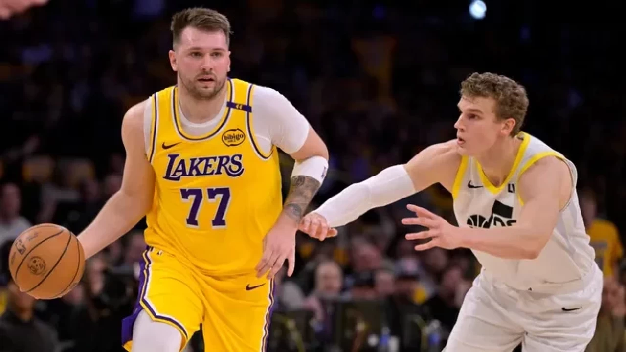 Los Angeles Lakers, Luka Doncic'in ilk maçında Jazz'ı farklı geçti | NBA'de gecenin sonuçları