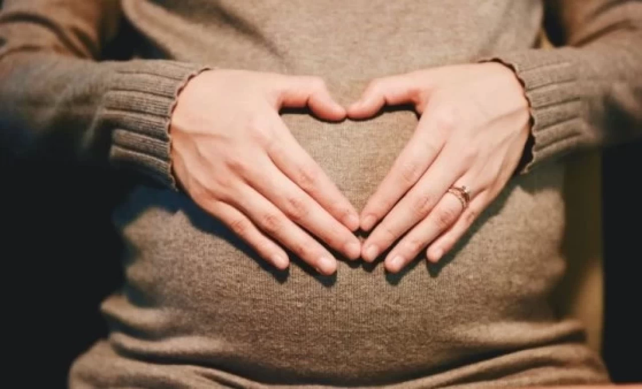 Hamileliğin ilk haftasında neler olur? Hamileliğin 1. haftası belirtileri