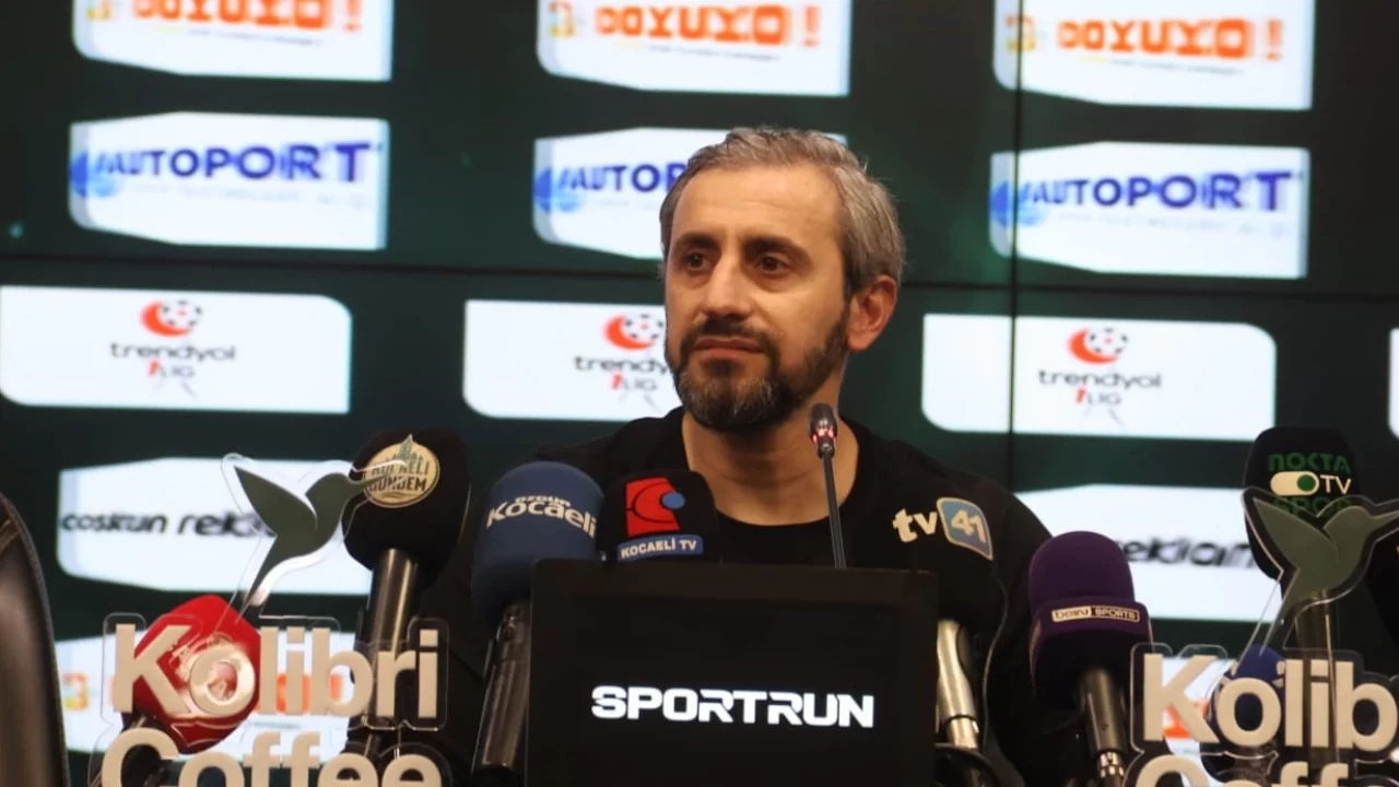 Çorum FK teknik direktörü Serkan Özbalta kaybedilen Kocaelispor maçını değerlendirdi : “10 kişiyken bile geriye yaslanmadık”