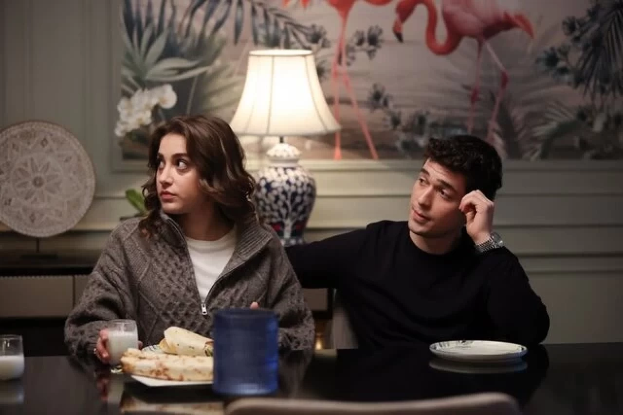 Bahar 33. bölüm full canlı izle! Bahar son bölüm izle!