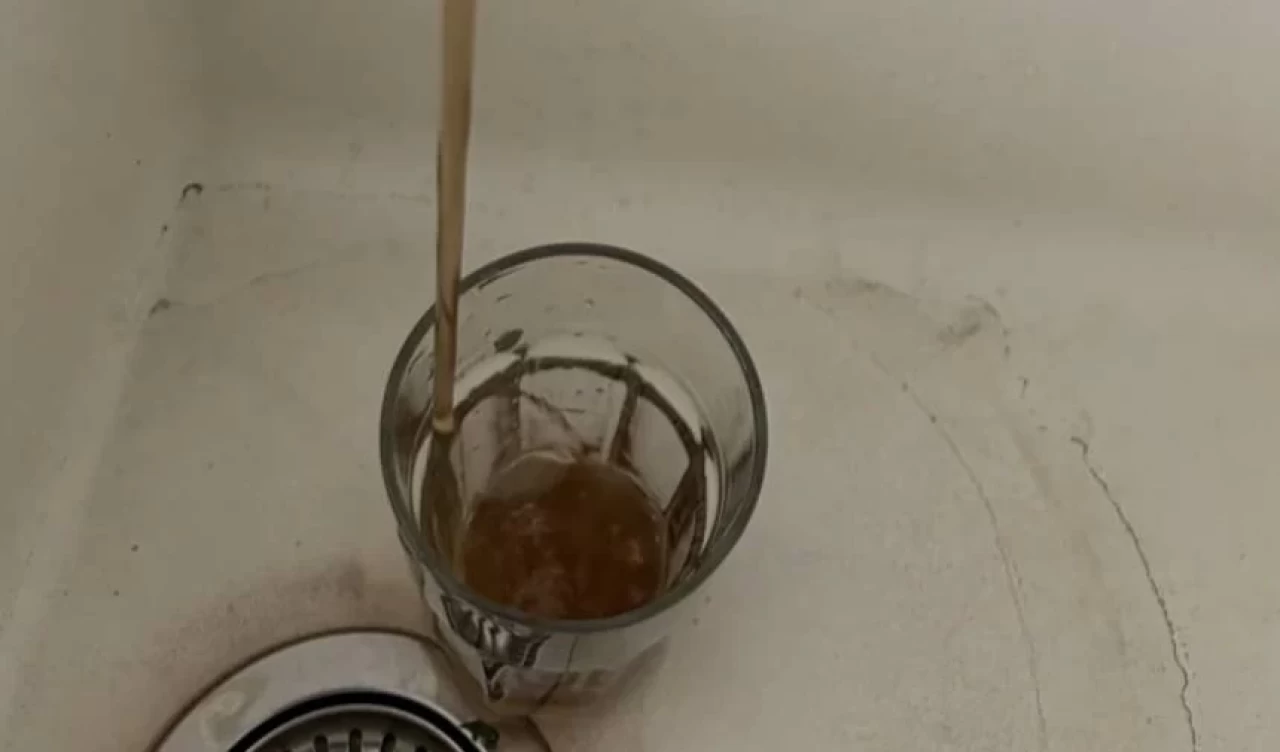 İstanbul’da kirli su krizi! Vatandaş tepki gösterdi, İSKİ’den açıklama geldi