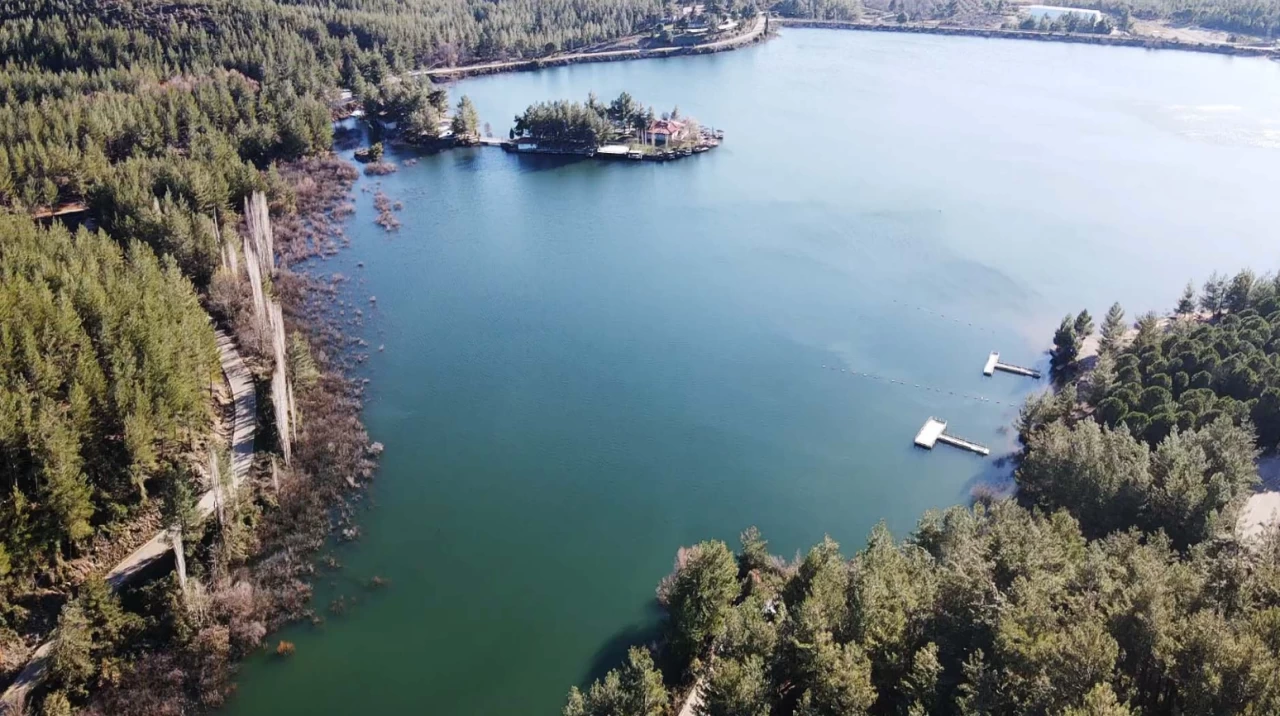 Ula Göleti'nde su seviyesi arttı: Doğaseverlerin gözdesi haline geldi