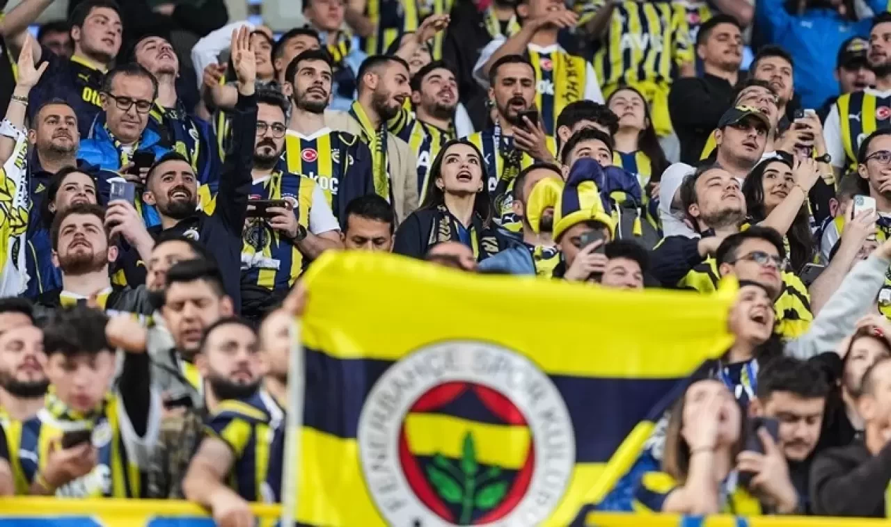 Fenerbahçe'den taraftarlarına kritik uyarı: Rangers maçında ceza riski!