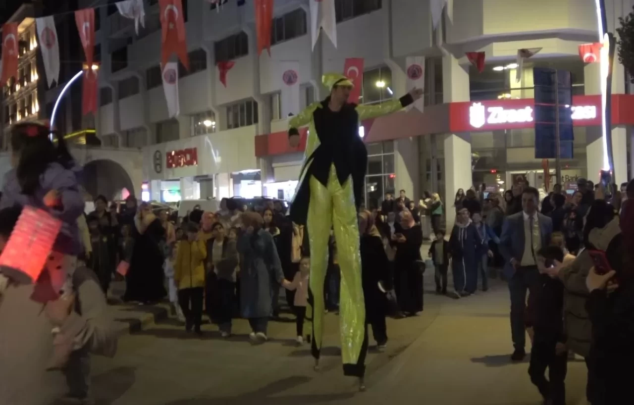 Bafra'nın 600 yıllık geleneği: Sele Sepet Top Kandil Şenliği coşkuyla kutlandı