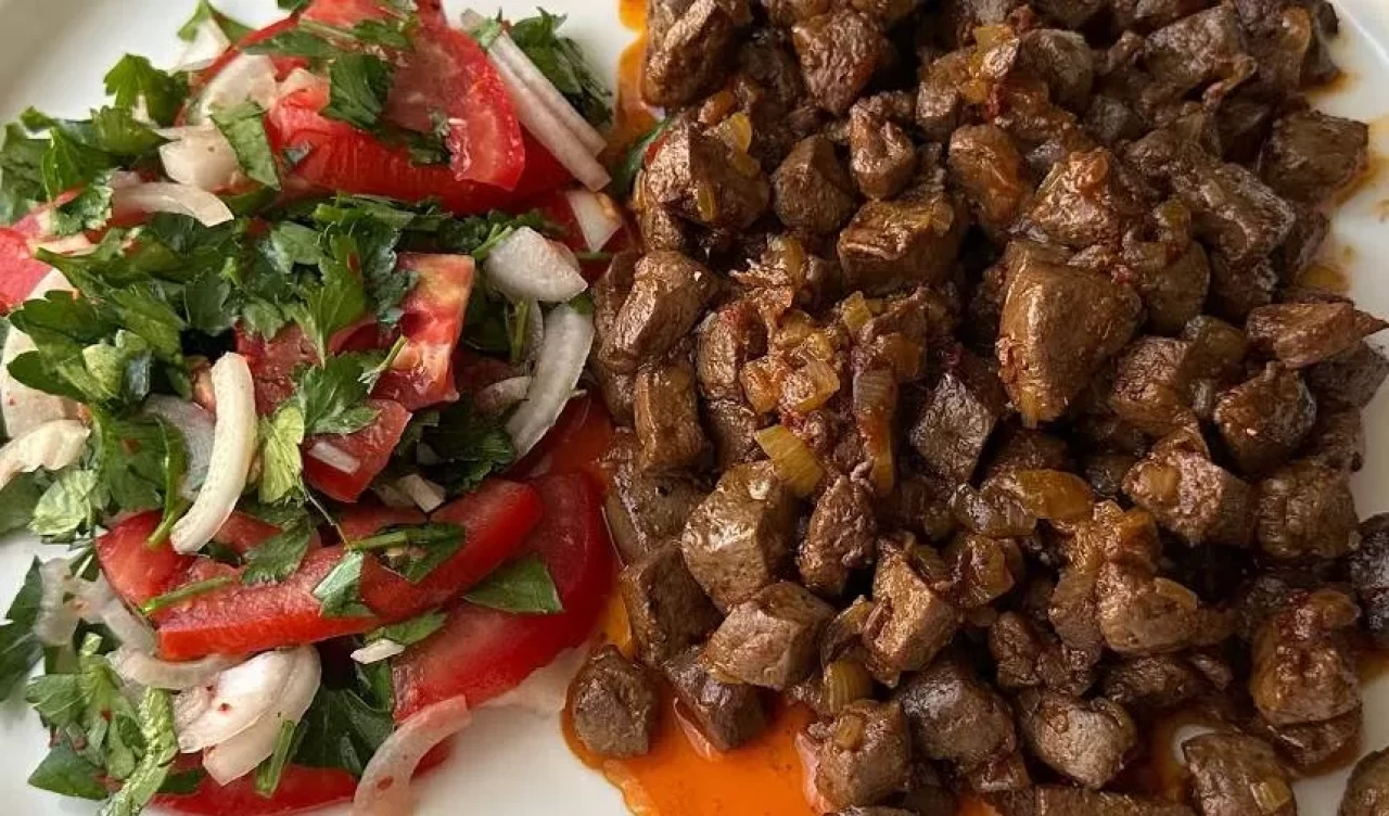 Damak çatlatan mantarlı ciğer kavurma tarifi: Hem lezzetli hem sağlıklı