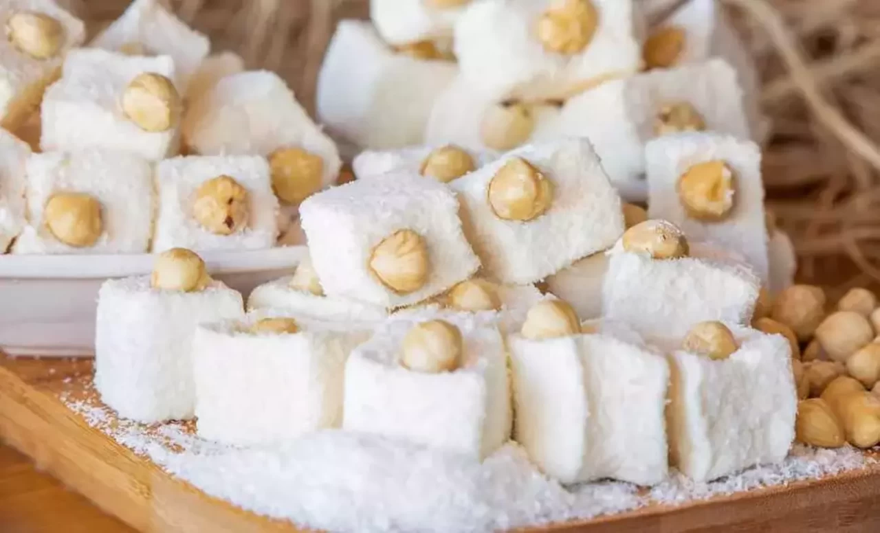 Evde lokum yapımı! Lezzetli lokum tarifi!