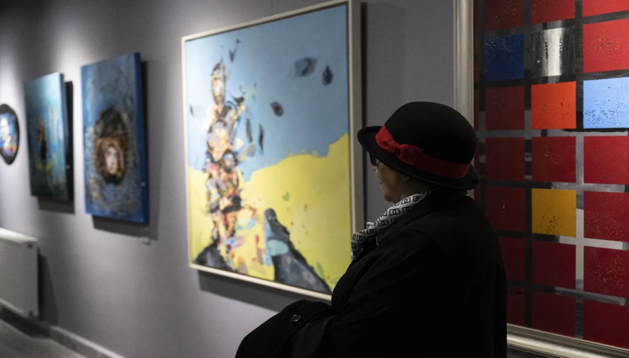 Başkentte, 8 Mart’a özel sanat sergisi ve kültür paneli düzenlendi