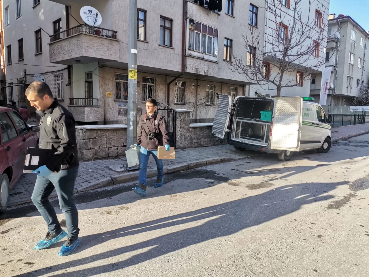 Kocasinan'da 17 yaşındaki genç kız, annesini defalarca bıçaklayarak öldürdü