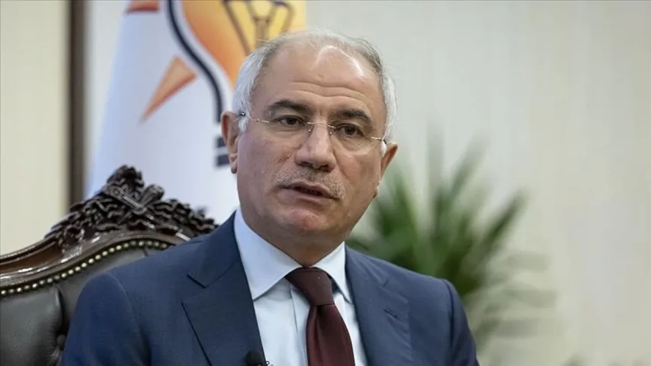 AK Parti Genel Başkanvekili Efkan Ala: Olabildiğince gürültü çıkararak, soruşturmayı gölgelemeye çalışıyorlar