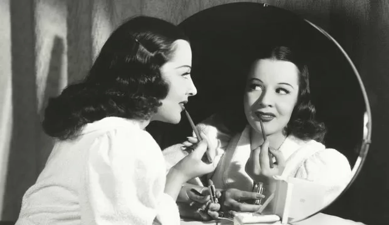 1940'lı yıllarda nasıl makyaj yapılırdı?
