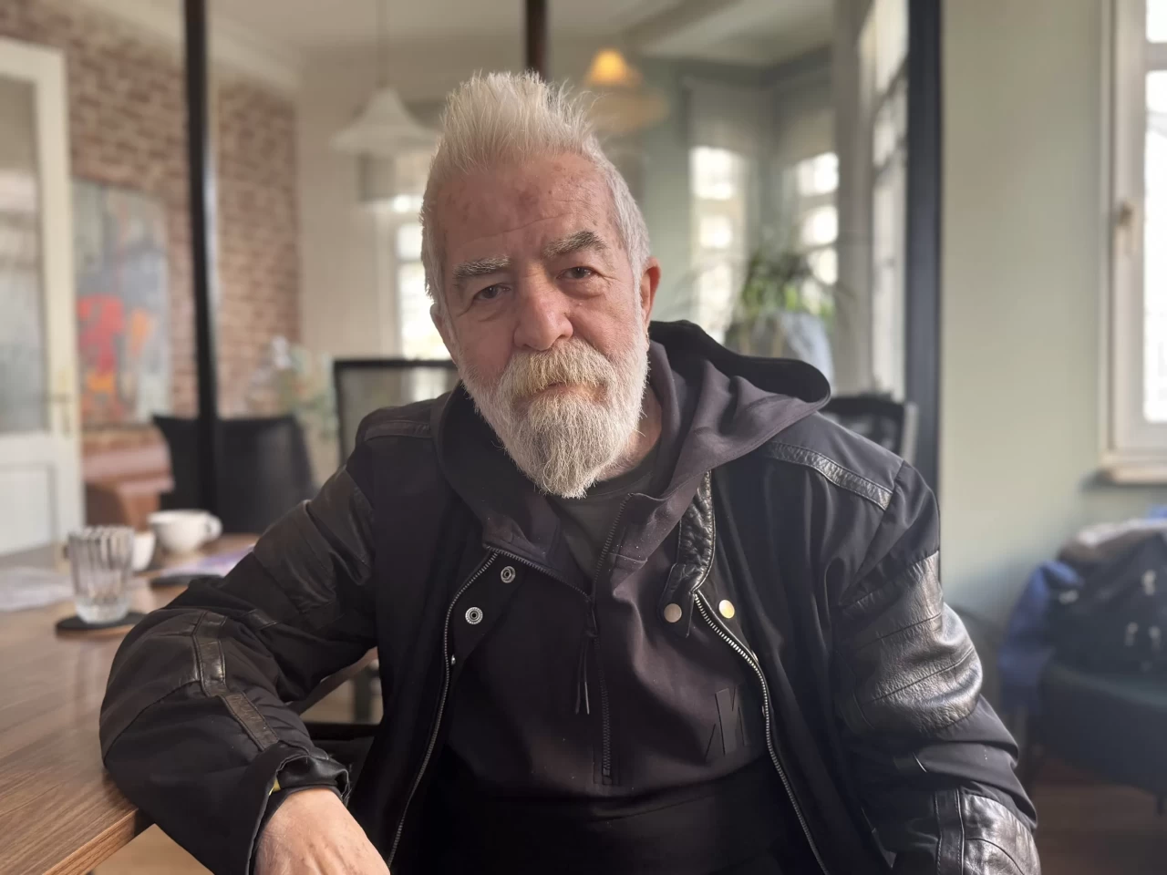 Yönetmen Orhan Oğuz, "Turan: Adanmış Ruhlar" dizisi üzerinde çalışıyor: Konu, Türk devletlerinin birleşimi