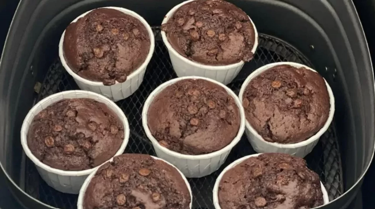 Airfryer'da havuçlu elmalı kek tarifi! Airfryer kek yapmanın püf noktaları