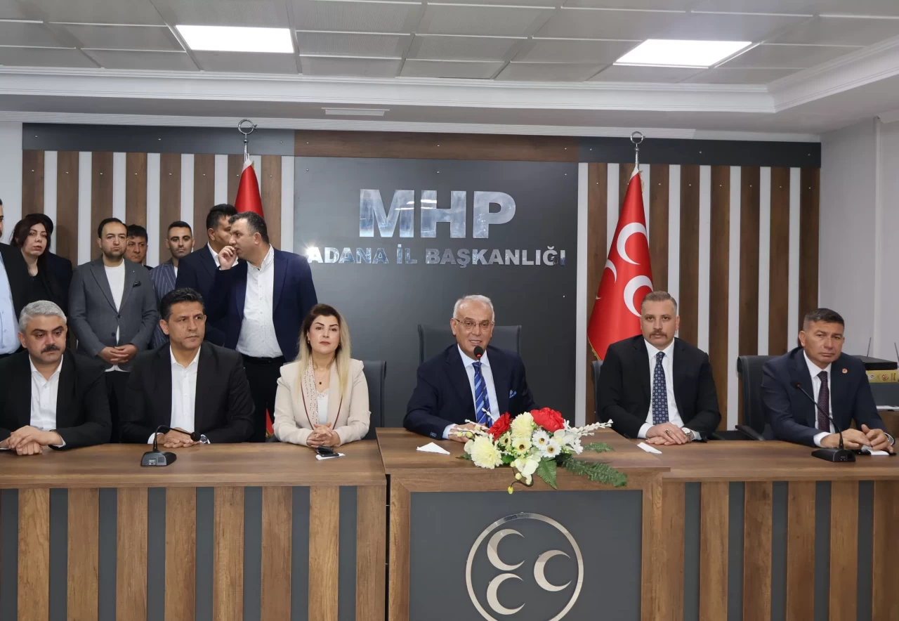 MHP Adana'da bayram coşkusu: Birlik ve beraberlik mesajları verildi