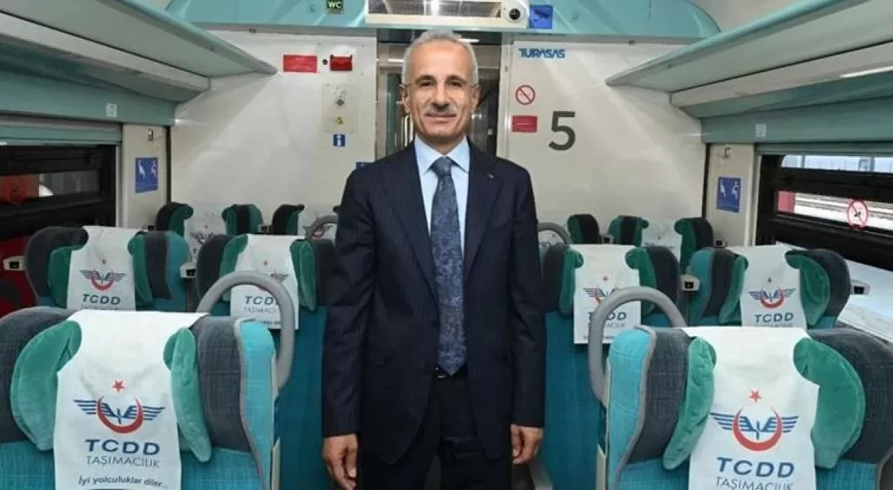 Bakan Uraloğlu açıkladı! Yüksek hızlı trenle 97 milyon yolcu taşındı