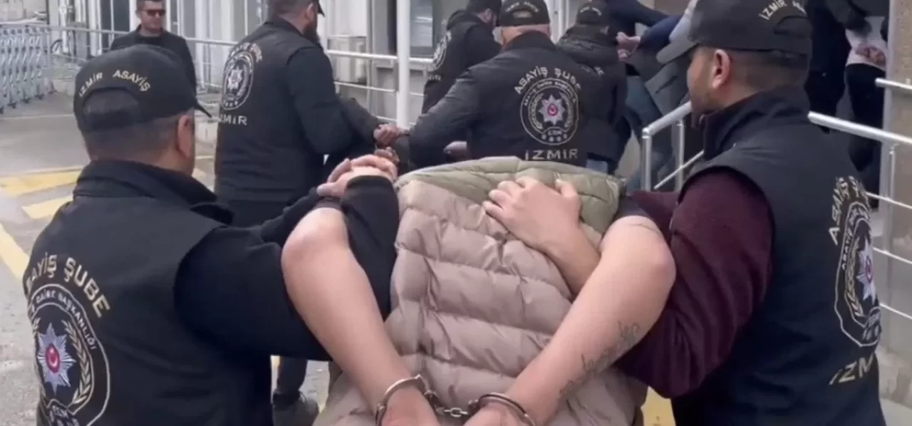 İzmir'de kocasını, kızının nişanlısına öldürttü