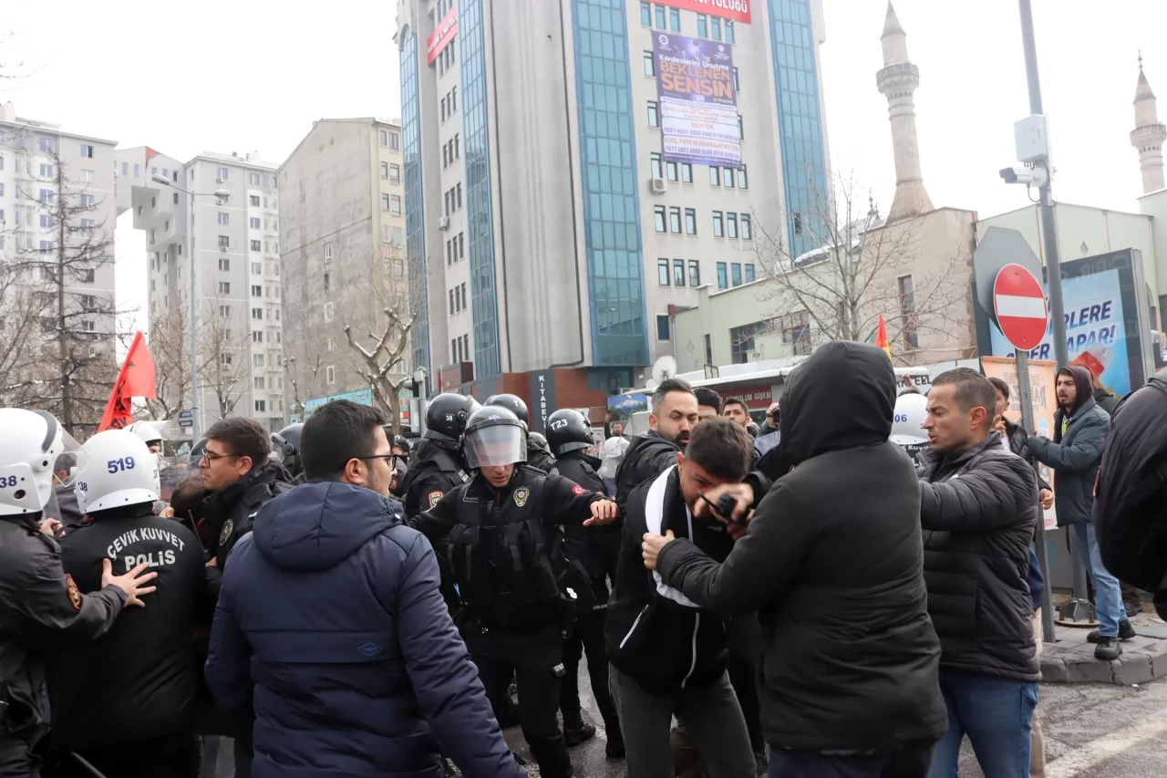 Kayseri'de yasadışı eylem operasyonu: 4 günde 31 gözaltı!