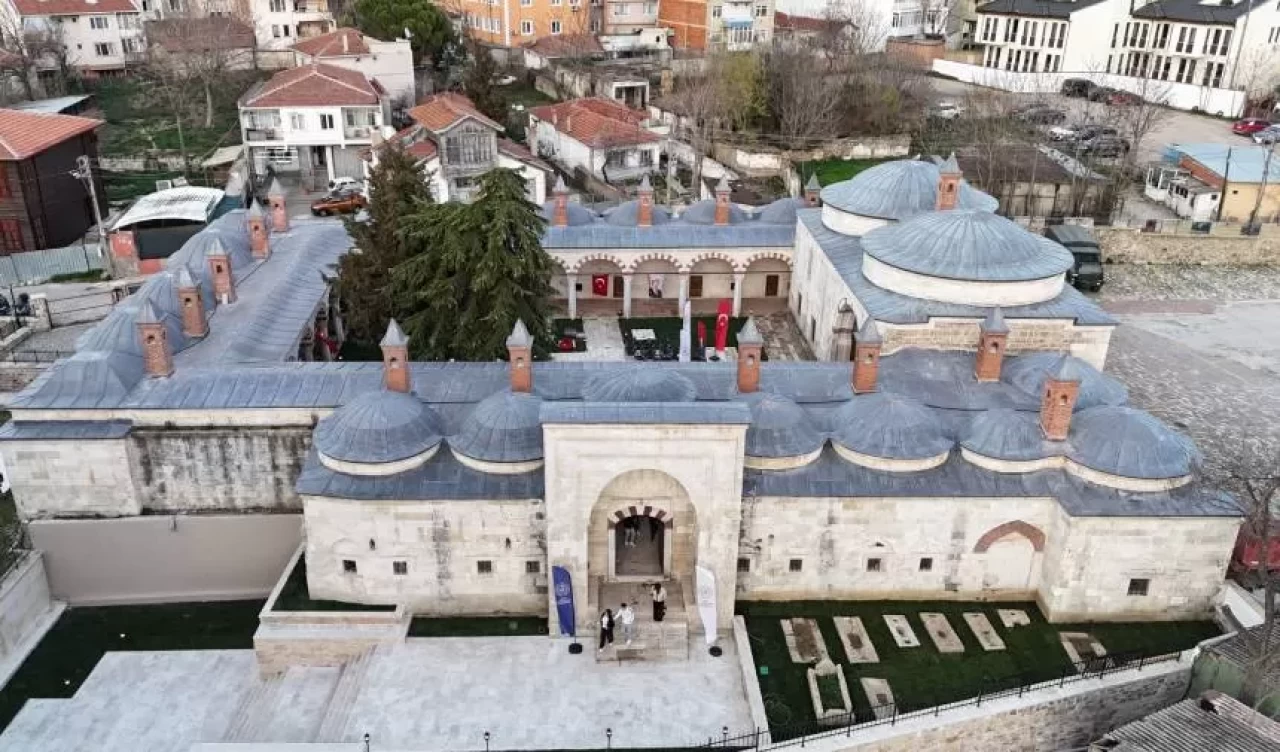 Fatih Sultan Mehmet döneminin izleri: Peykler Medresesi yeniden hayat buldu