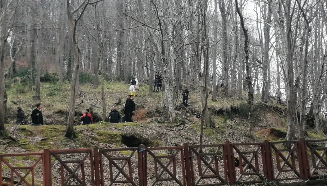 Ece Gürel’in kayboluşu sonrası ekipler, ormanda kişisel eşyalarını buldu