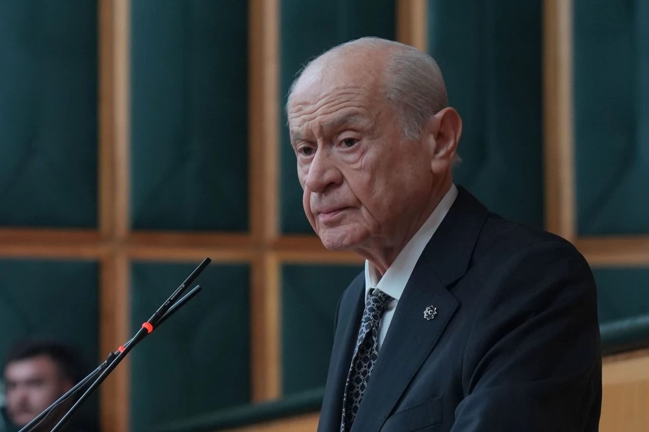MHP Lideri Devlet Bahçeli'den CHP'ye çağrı: "Sonu karanlık eylemlere derhal son verin"