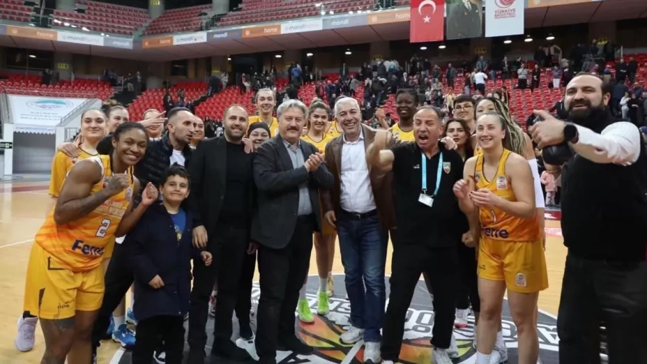 Melikgazi Kayseri Basketbol, Kadınlar Basketbol Süper Ligi Play-off’unda Fenerbahçe karşısında şans arıyor