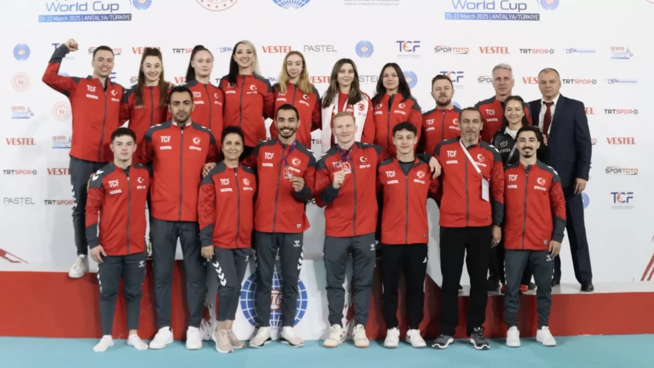 Milli sporcular Artistik Cimnastik Dünya Kupası’nda 2 madalya kazandı!