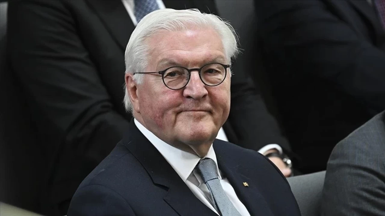 Bakü'den Almanya Cumhurbaşkanı Steinmeier'a sözde "Dağlık Karabağ bayrağı" tepkisi
