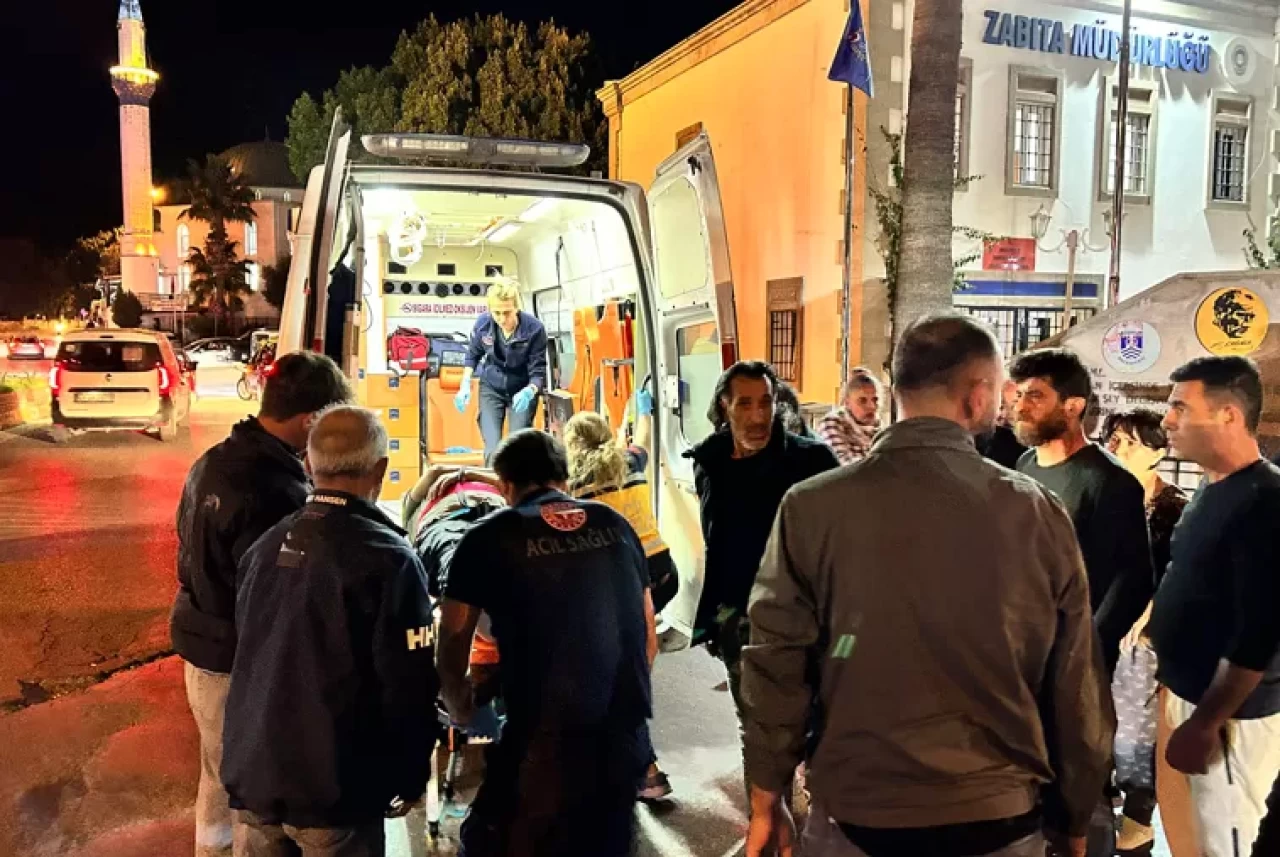 Bodrum'da yolun karşısına geçmek isteyen adama motosiklet çarptı