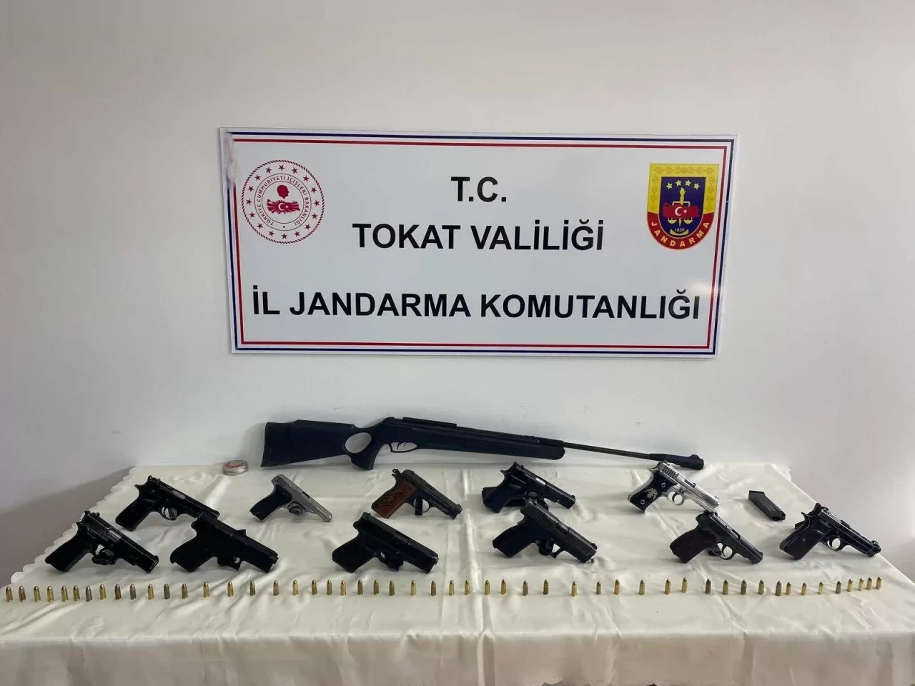 Tokat'ta silah kaçakçılığına operasyon: 2 şahıs gözaltında!