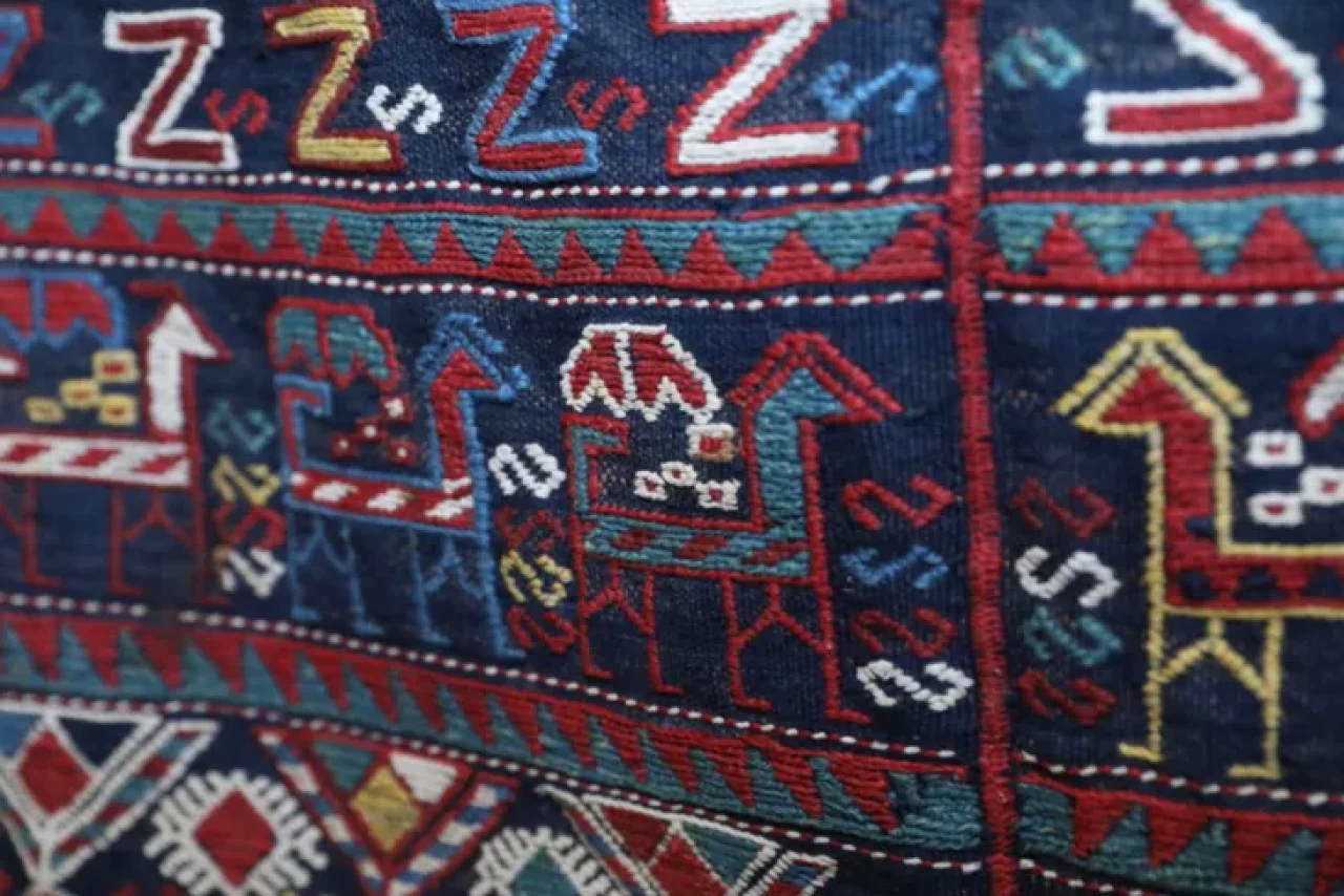 Çulun Bin Deseni Sergisi, Azerbaycan Millî Halı Müzesi'nde sergileniyor