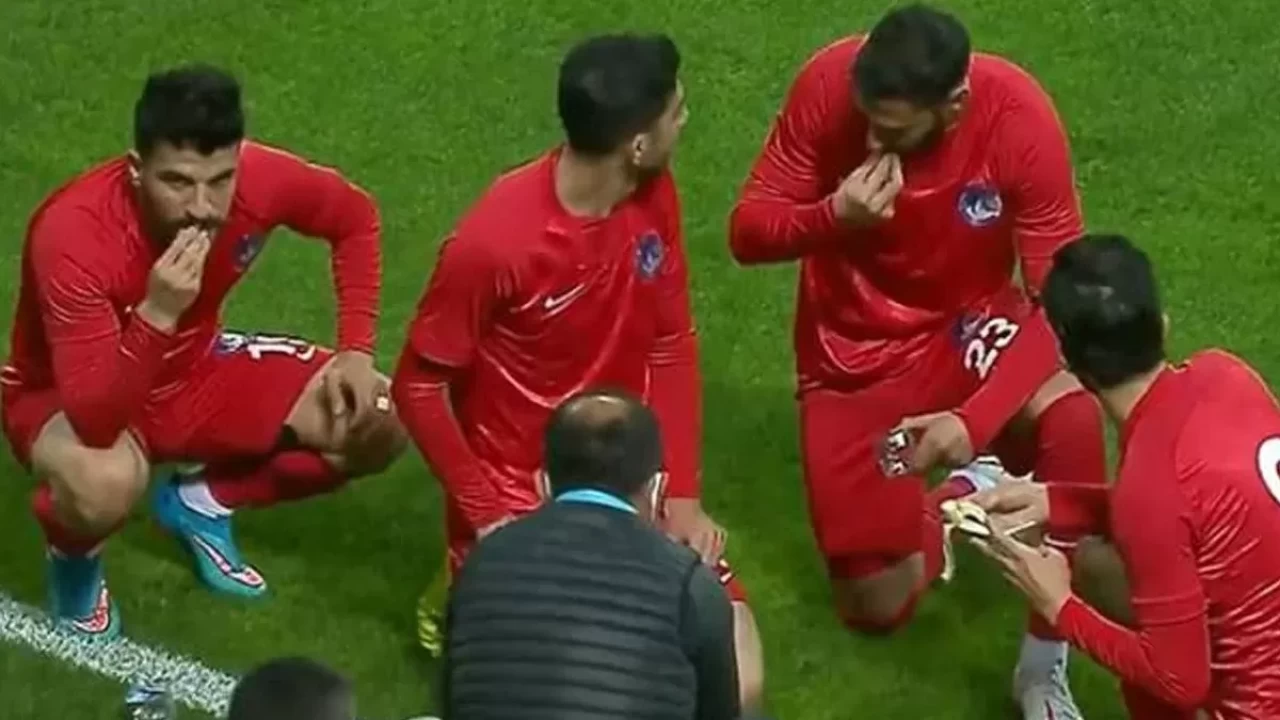 UEFA'dan hakemlere Ramazan ayı uyarısı