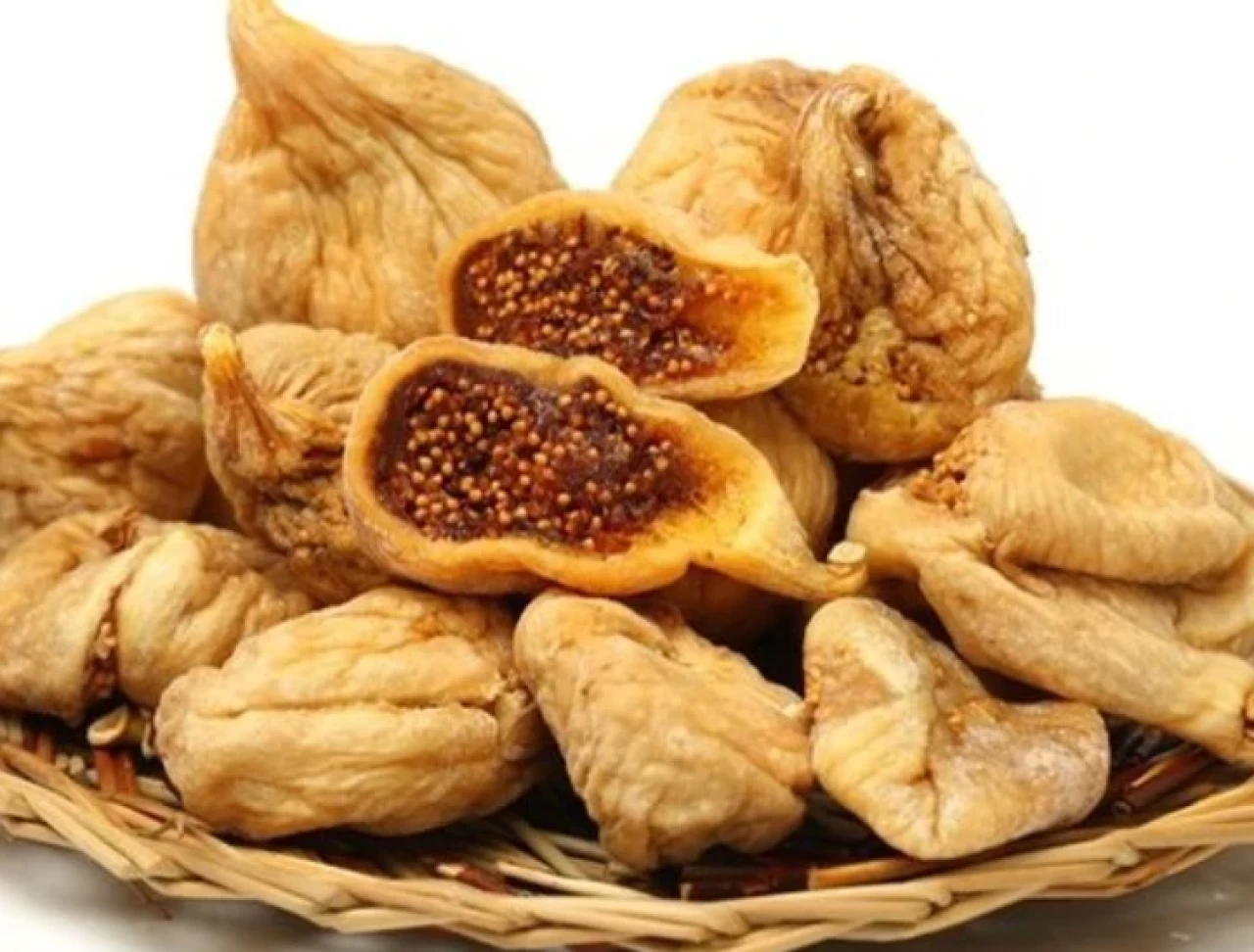 Kuru incirin cilde faydalarına inanamayacaksınız!