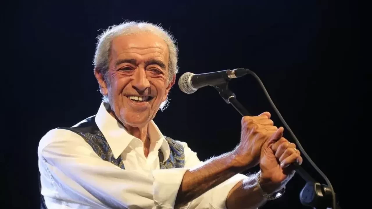 Yoğun bakımda tedavisi süren Edip Akbayram'dan kötü haber