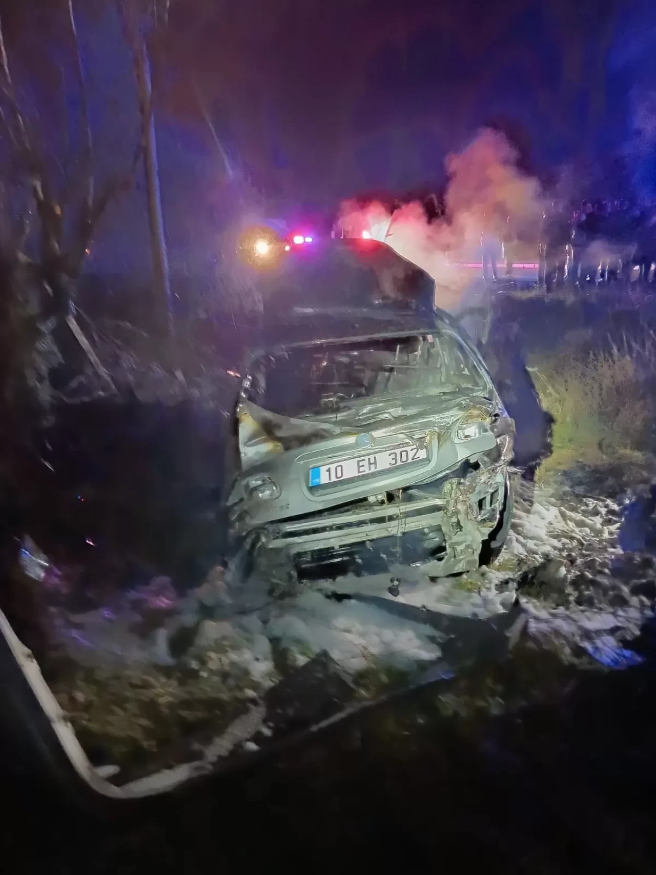 Balıkesir’de korkunç kaza: Yanan otomobilde 1 kişi öldü