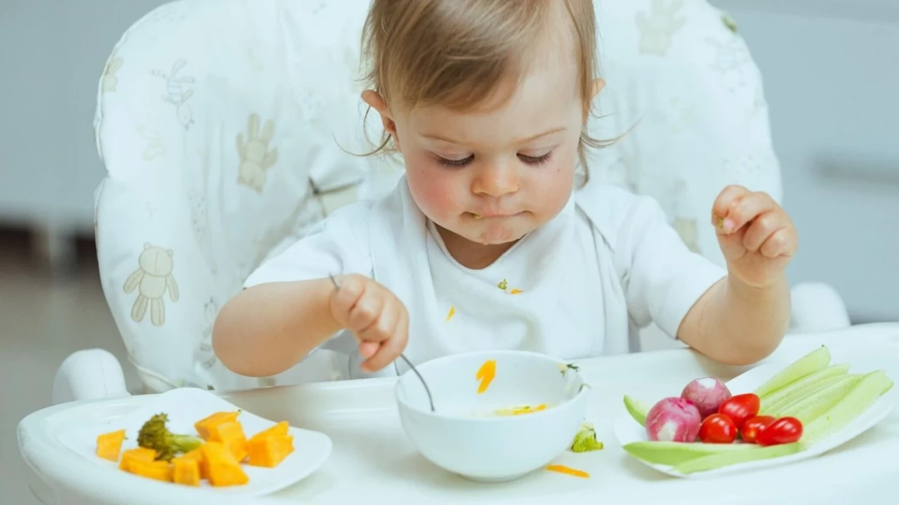 10 aylık bebekler limon yiyebilir mi?